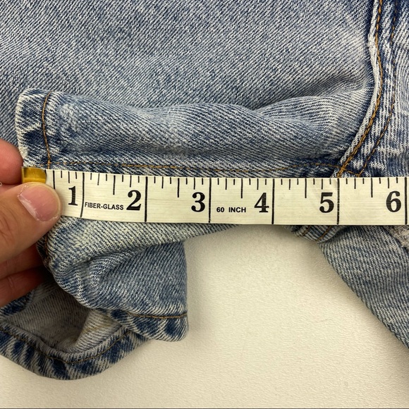 Vintage 512 Levi’s High Waist Jean Shorts - Picture 6 of 7